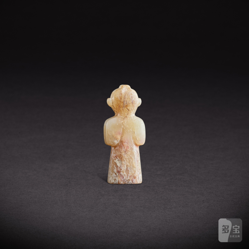 A white jade 'figure' pendant, Eastern Zhou dynasty, Warring States period | 東周戰國 白玉人像珮 - 图2